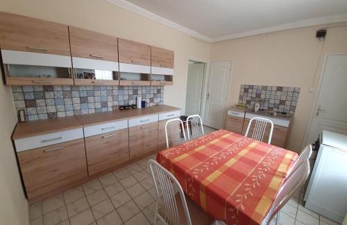 Poroszlo Apartment | Czinege Vendégház - Kis ház