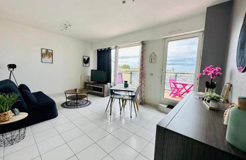 Rochefort Apartment | Détente côté port et cure thermale
