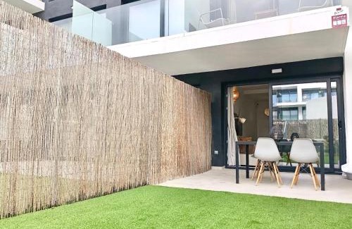 Zahara de los Atunes Apartment | Dúplex con jardín ZAHARA PUEBLO