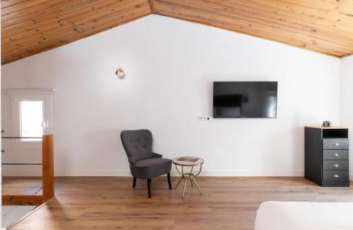 Badalona Apartment | Dúplex Deluxe Apartment