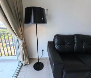Kampung Lubok Peringgi Apartment | D'Aman Infinity Pool Homestay 02