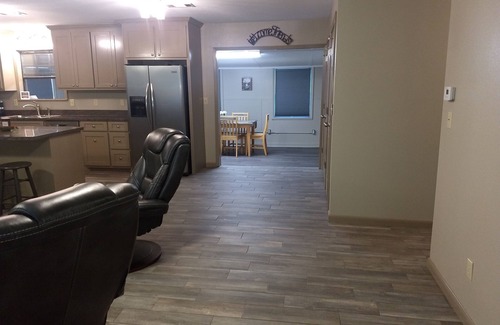 Mount Ida House | D and T Retreat. Beautiful home near lake Ouachita, hiking, crystal mines.