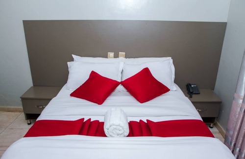 Bukoto Hotel | D'lykerz Hotel