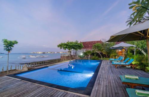 Mushroom Bay Hotel | D'Muncuk Huts Lembongan