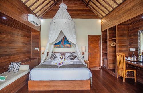 Mushroom Bay Hotel | D'Muncuk Huts Lembongan