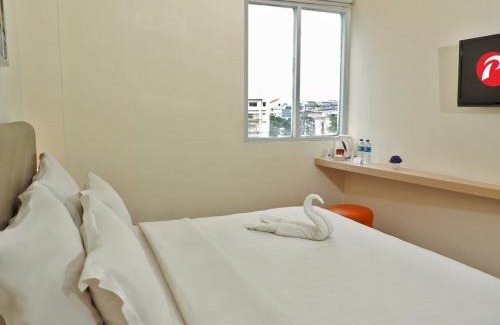 Old Jakarta Hotel | d'primahotel ITC Mangga Dua