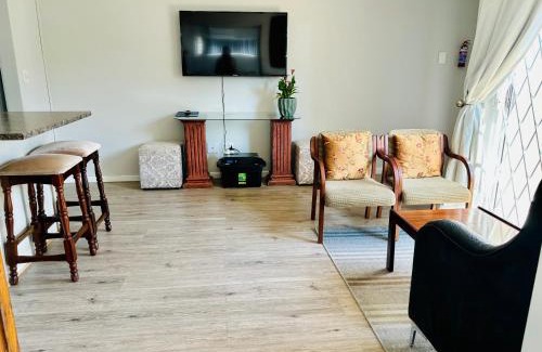 Kenridge Apartment | D'urban Ridge Self catering Apartment