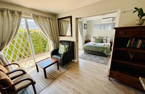 Kenridge Apartment | D'urban Ridge Self catering Apartment