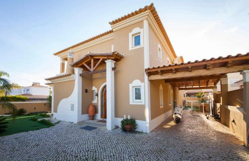 Porto de Mos Villa | D09 - Porto de Mós Luxury Villa