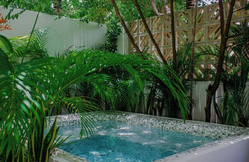 La Veleta Apartment | D101 Garden Pool Central Park Lagunas By Sandy Powerful