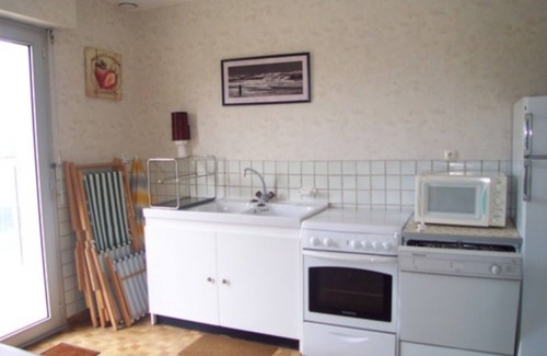 Plonevez-Porzay Villa | D5002- VILLA ON GARDEN LOCATED 150M FROM THE BEACH OF KERVEL