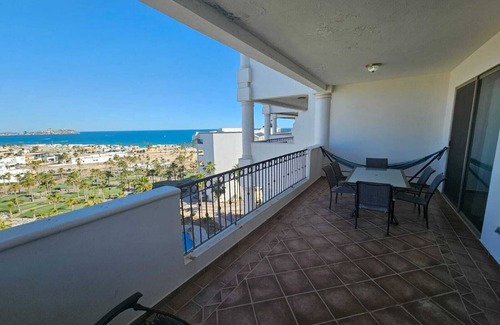 Sandy Beach Condo | D704 Rocky Point Luxury Condo