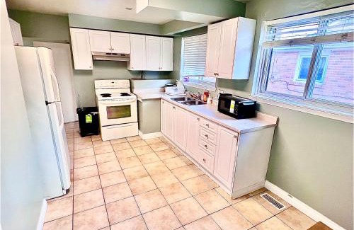 Malton House | Da-4 Room Near Airport