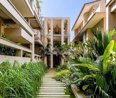 Reis Magos Apartment | Da Alohas Hibiscus Oasis Pool Facing Candolim