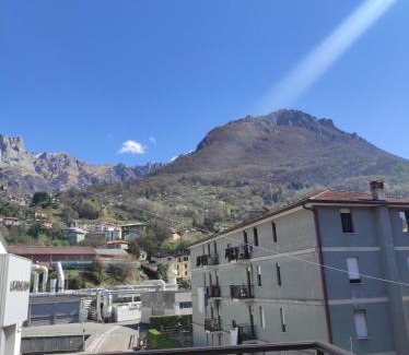 Mandello del Lario Apartment | Da Giovanni e Margherita