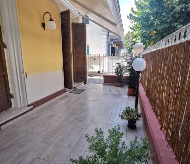 Ex Campo d'Aviazione House | Da Paolino, tra mare e vino