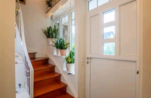 Lutt Kiepenbarg Apartment | Dachgeschosswohnung Scharbeutz mit Garten
