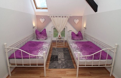Altkalen Apartment | Dachshöhle - Ferienwohnung für 4 Personen