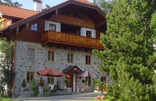 Tiefgraben Apartment | Dachsteinblick - Organic Farm Mondsee Family Schafleitner-Kroiß (3 Flowers)