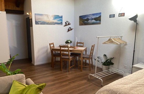 Laax Apartment | Dachwohnung in der Mitte von Laax-Dorf