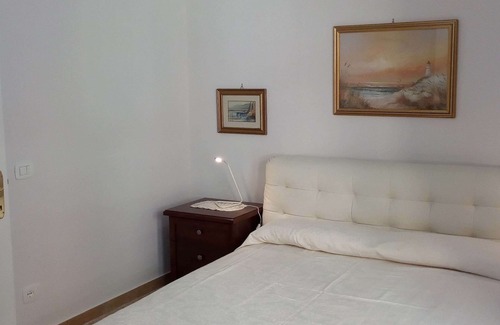 Quartiere XXVIII Monte Sacro Alto House | Dad's house with whirlpool
