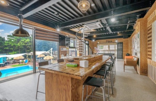 Suwon House | Daebudo 8 g Pension