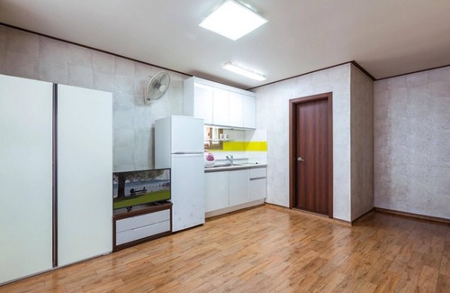 Suwon House | Daebudo Claire Pension