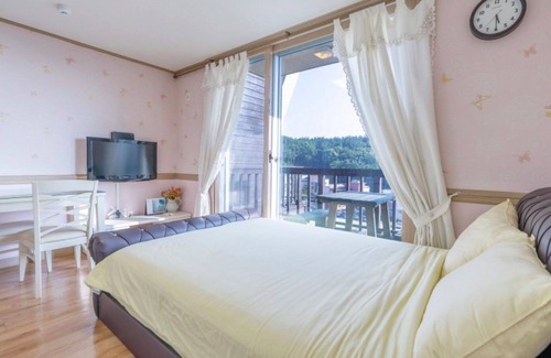 Suwon House | Daebudo Grand Blue Pension