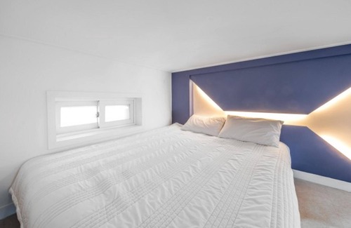 Suwon House | Daebudo on the Beach Pool Villa