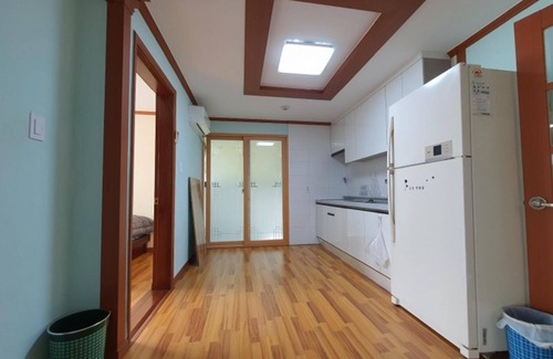 Suwon House | Daebudo Supsok Pension