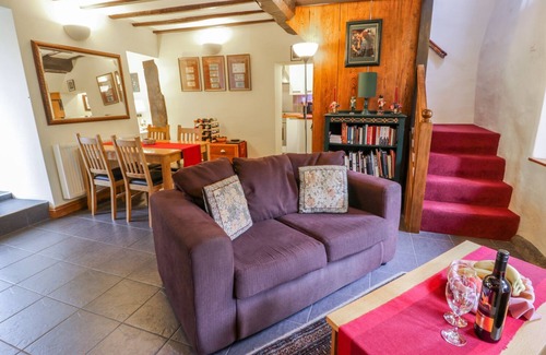 Dinas Mawddwy Cottage | DAFARN NEWYDD, character holiday cottage in Dinas Mawddwy