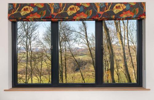 Penrith House | Daffodil, Penruddock