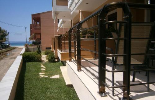 Nikita Apartment | Dafni's Seaside Luxury Studios