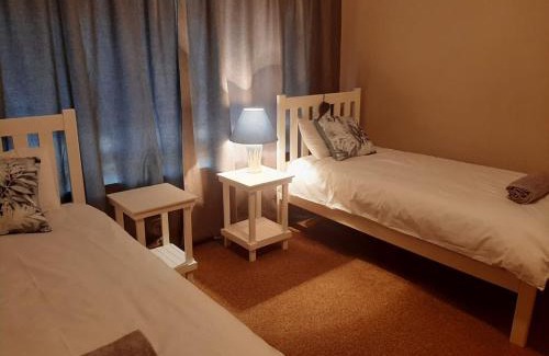 Beaufort West House | Dagbreek