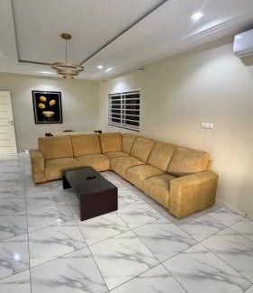 Lome Villa | Dahlia Home - Maison entière - 4 Chambres