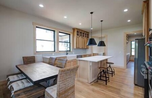 Dahlonega House | Dahlonega Creekside Mountain Oasis