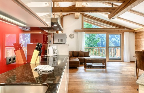 Buerserberg Apartment | Dahoam Appartments 3-zimmer mit Balkon Loisch