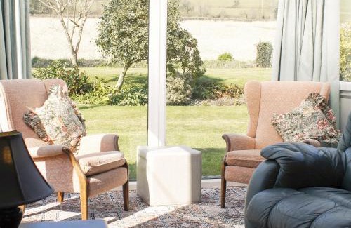 Barnstaple House | Dairy Cottage