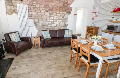 Whitland House | Dairy Cottage