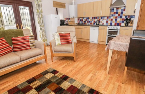 Llanrwst Cottage | DAIRY COTTAGE, pet friendly, with a garden in Llanrwst