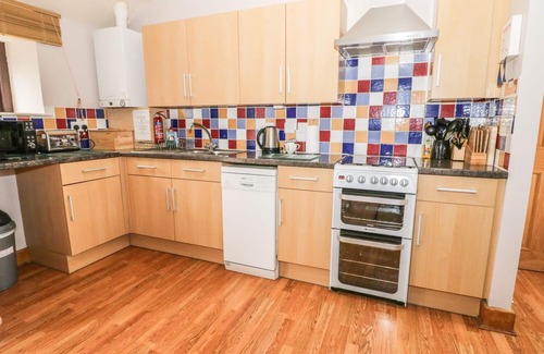 Llanrwst Cottage | DAIRY COTTAGE, pet friendly, with a garden in Llanrwst
