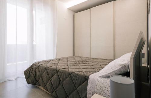 Molfetta Apartment | Daisy Apartment - Cozy Apartment with Balcony - Molfetta