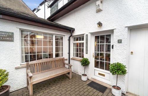 Keswick House | Daisy Cottage