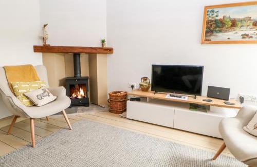 Leyburn House | Daisy Cottage