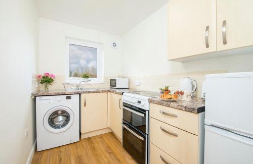 Whitland House | Daisy Cottage