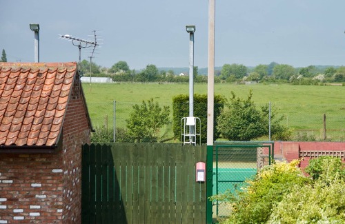Burgh le Marsh Cottage | Daisy Cottage - The Chestnuts Holiday Cottages