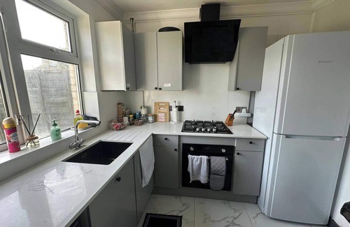 Southampton House | Daisy Haven in Southampton