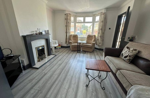 Southampton House | Daisy Haven in Southampton
