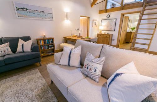 Llanfaethlu House | Daisy Moo