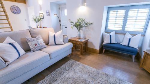 Llanfaethlu House | Daisy Moo